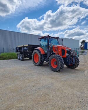 Tracteur, Kubota, benne, alliance location, louhans,évacuation de terre